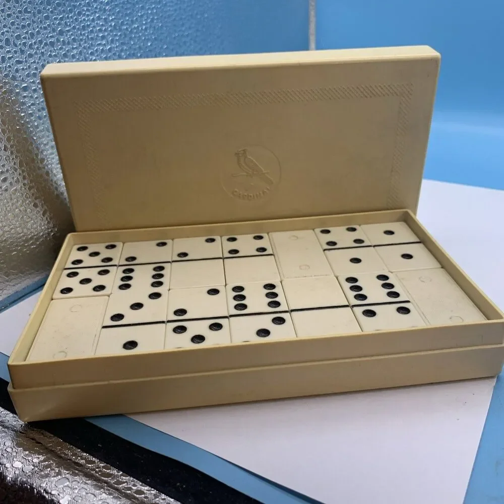 Vintage Cardinal Dominoes  Complete Set of 28 (LG-1)